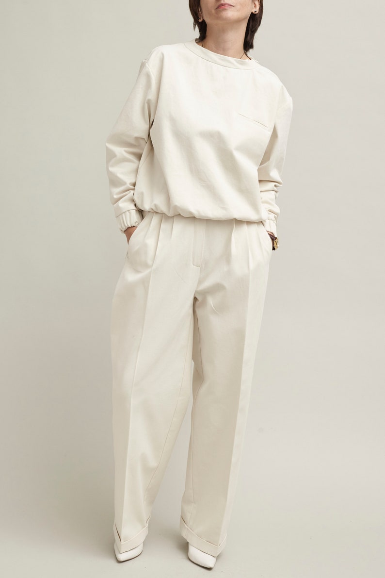 Elegant White Khaki Pants for Women - Tailored, High-Waisted, Versatile Style