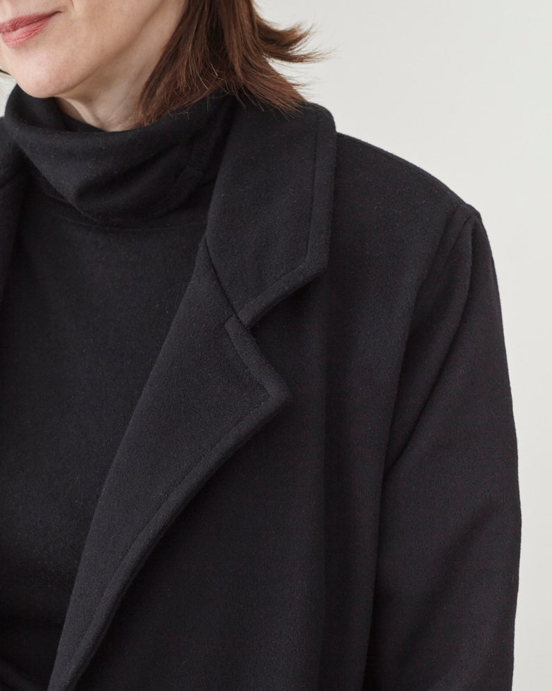 Handmade 100% Cashmere Overcoat for Women - Black Long Winter Coat, Double-Breasted, Oversized Straight Cut and Chic Modern Design FTN82