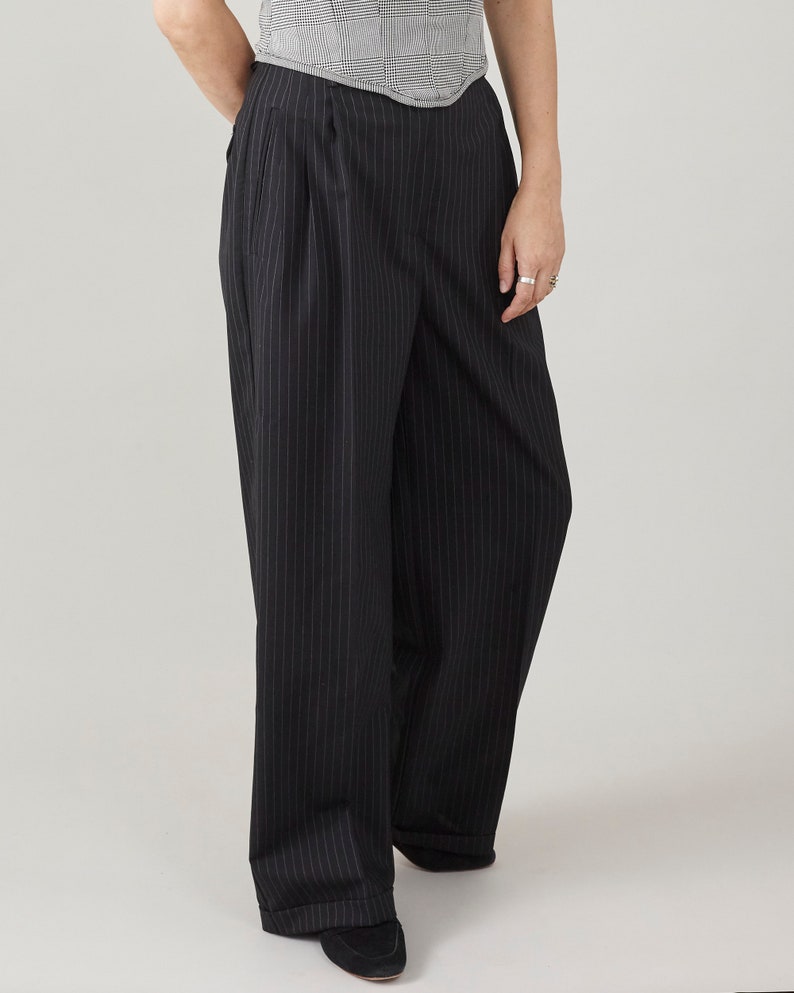 100% Wool Pinstripe Women Pants, Custom Black Trousers, High Rise, Pleats, Loose Fit Tailored Bottoms for Transitional Seasons