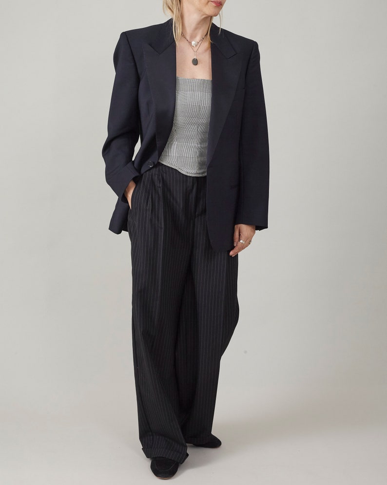 100% Wool Pinstripe Women Pants, Custom Black Trousers, High Rise, Pleats, Loose Fit Tailored Bottoms for Transitional Seasons