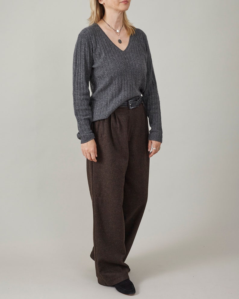 Women's Wool Dress Pants, Wide Leg Tailored Trousers for Winter with Pleats and Cuffed Hem