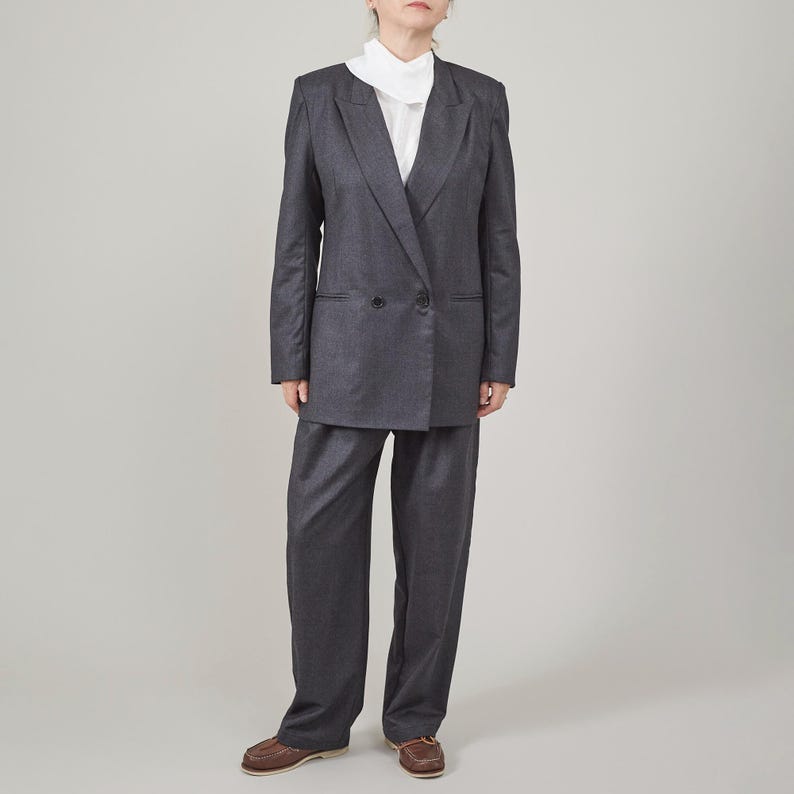 Handmade 100% Wool Pantsuit for Women, Modern, Minimalist Straight Cut Jacket and Hight Waisted Pleated Pants Set, Workwear Power Suit