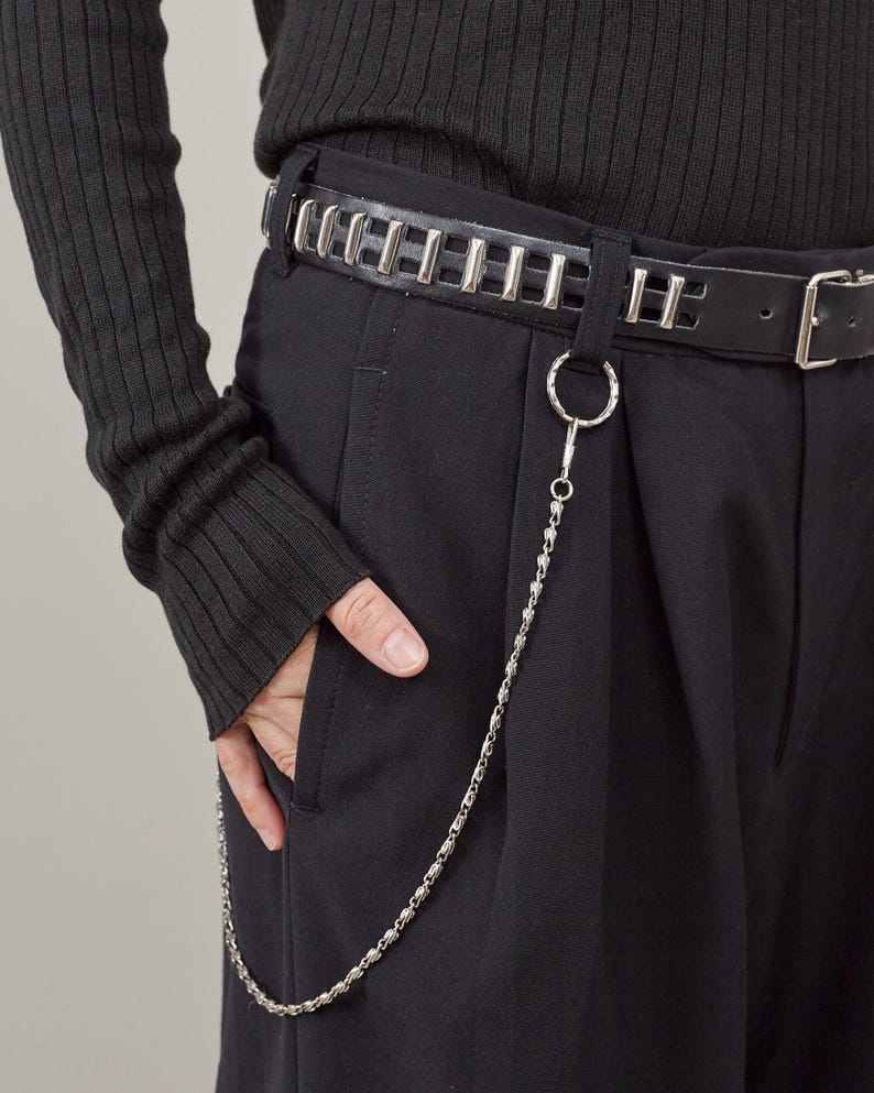 Handmade Black 100% Wool Bermuda Pants for Women, Mid Rise, Pleated Loose Short Pants for Fall, Winter, Spring, Baggy Tailored Shorts