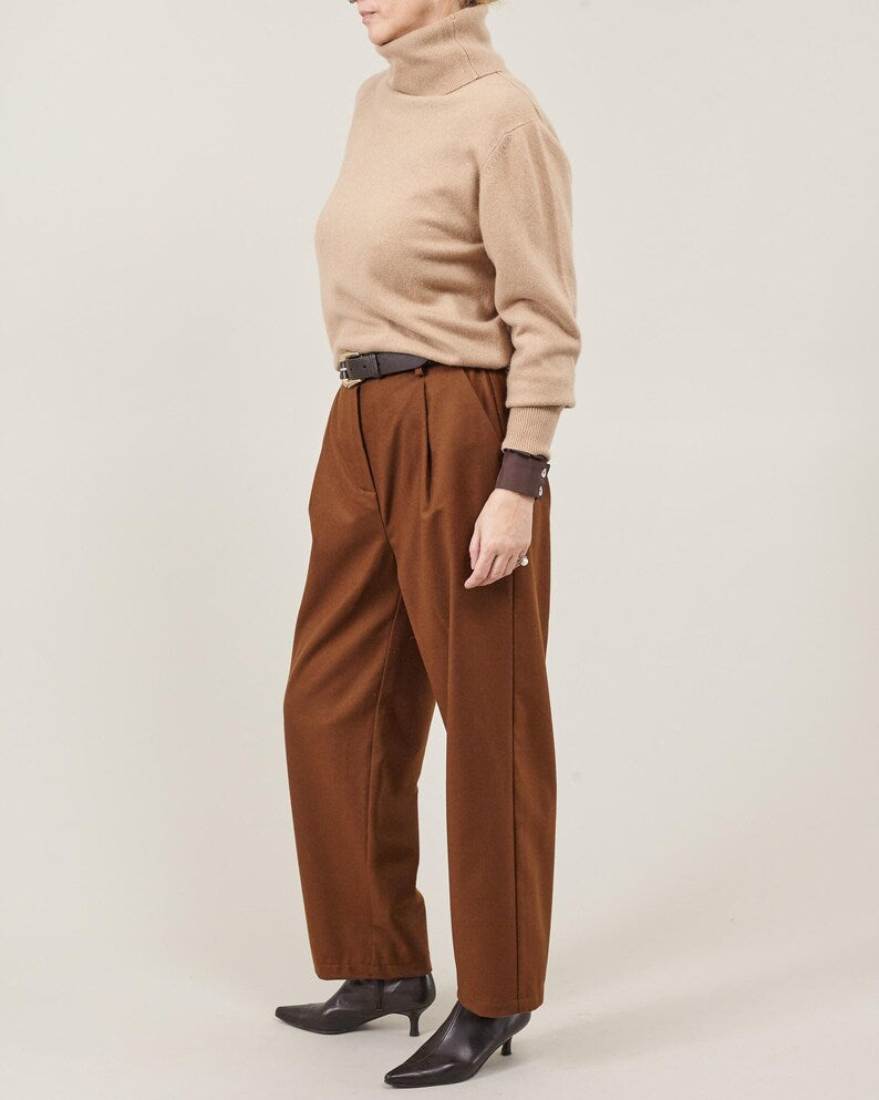 100% Wool Pants for Winter Preppy Outfits, Pleated High Waist Business Trousers, Tapered Crop Cut, Relaxed Fit, Earthy Hues, Chic Patterns