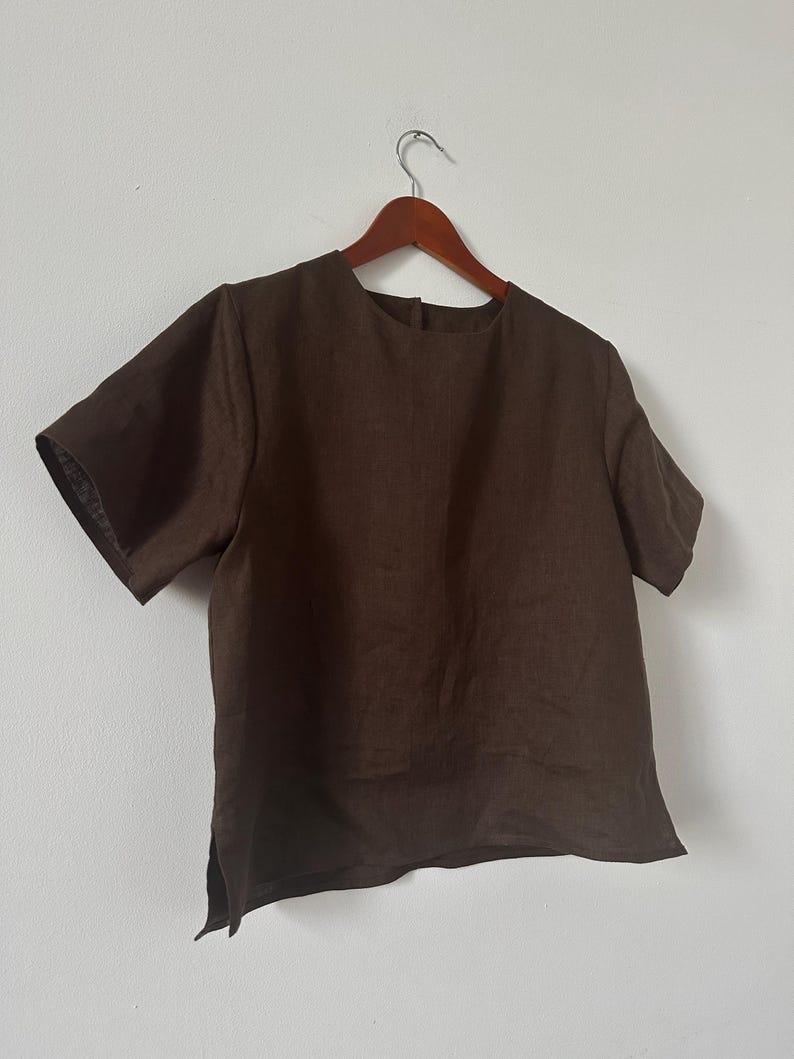 Brown Linen Top for Summer | Minimalist Short Sleeve Blouse | Chic Linen T-Shirts in Neutral Shades for Capsule Wardrobes