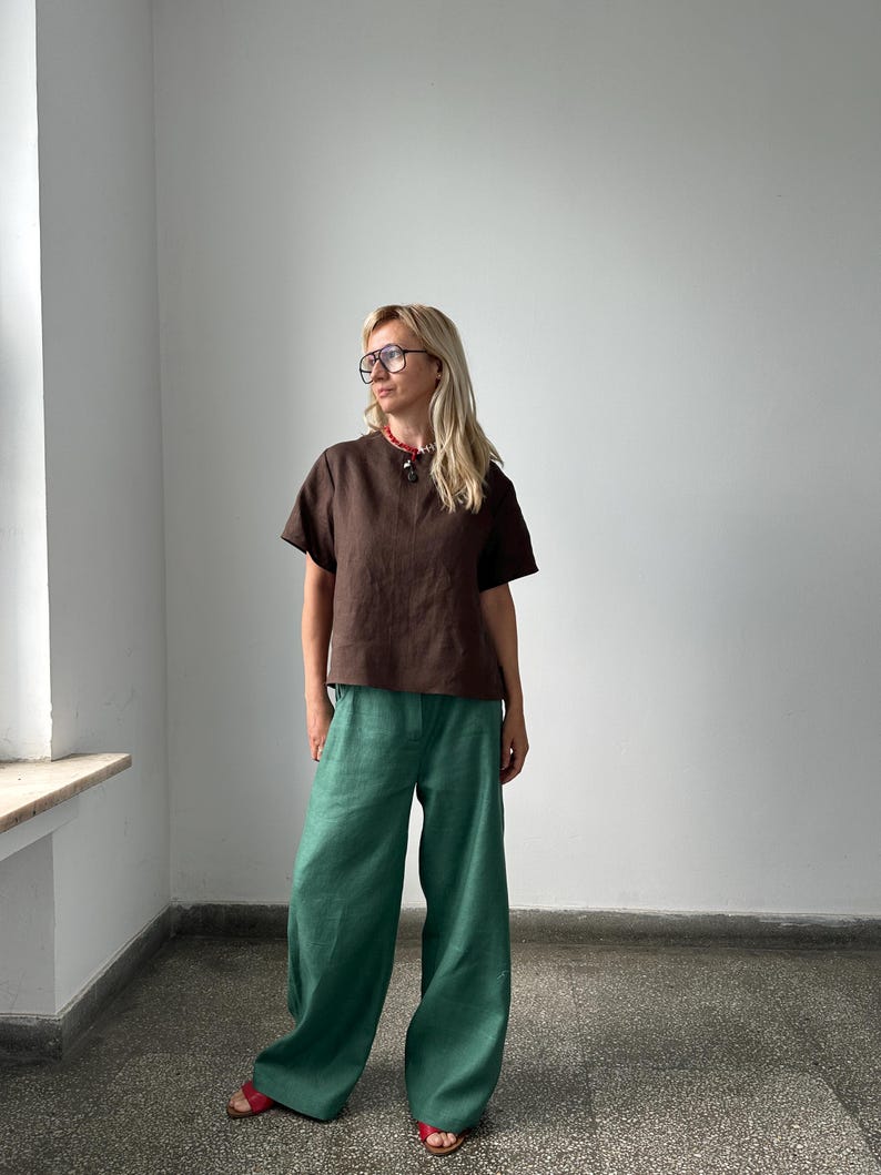 Brown Linen Top for Summer | Minimalist Short Sleeve Blouse | Chic Linen T-Shirts in Neutral Shades for Capsule Wardrobes