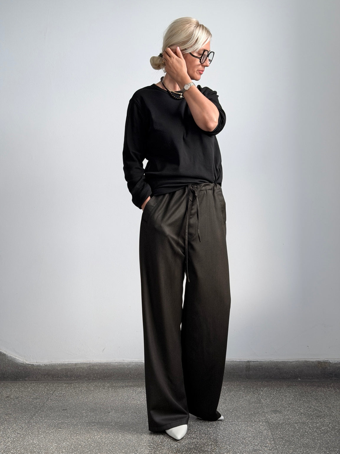 Chocolate brown 100% wool wide-leg drawstring pants by Fine Thee
