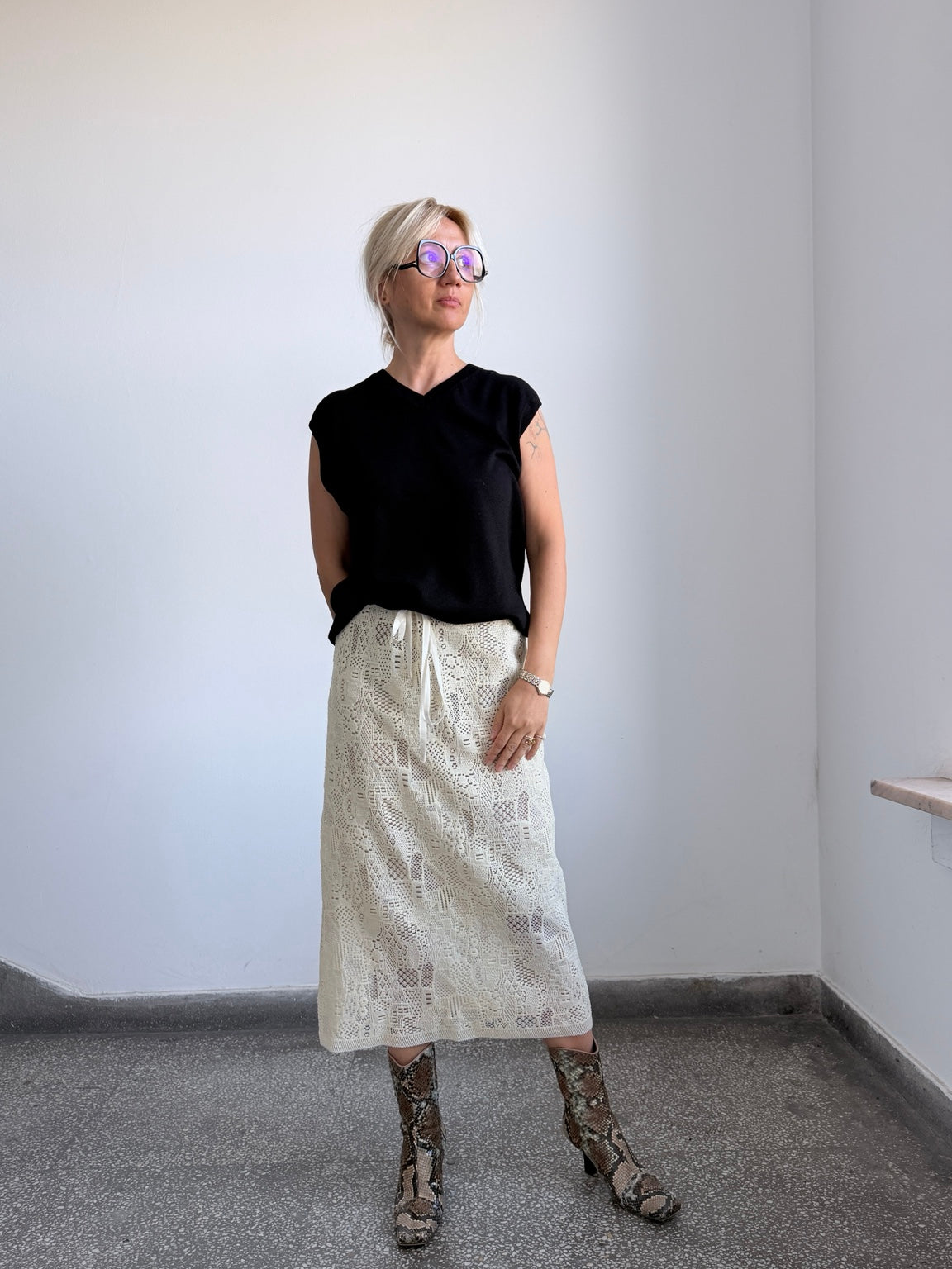 Ivory openwork wool skirt with pure silk drawstring waist