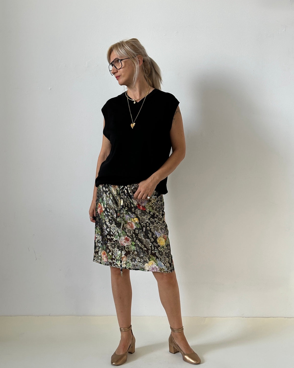 Floral black and gold silk brocade drawstring skirt by Fine Thee