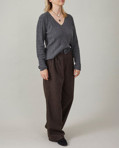 Women's Wool Dress Pants, Wide Leg Tailored Trousers for Winter with Pleats and Cuffed Hem