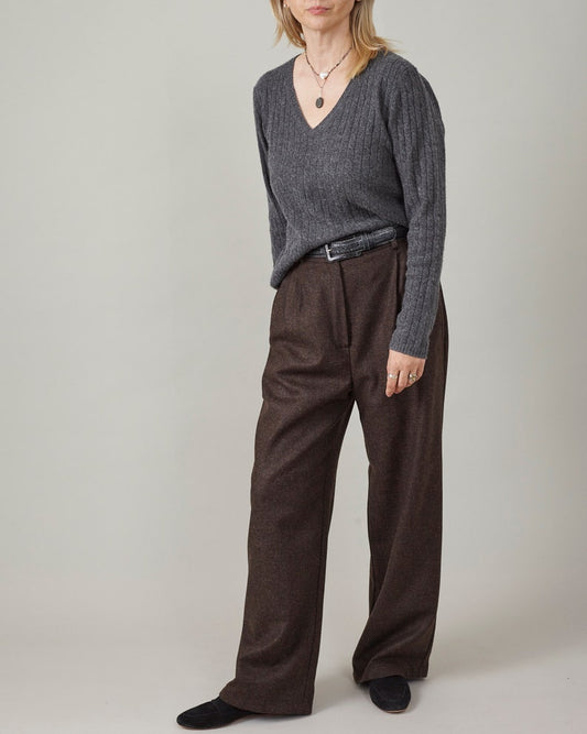 Women's Wool Dress Pants, Wide Leg Tailored Trousers for Winter with Pleats and Cuffed Hem