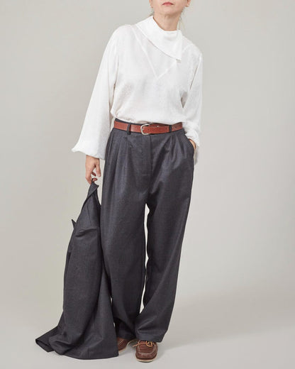 Handmade 100% Wool Pantsuit for Women, Modern, Minimalist Straight Cut Jacket and Hight Waisted Pleated Pants Set, Workwear Power Suit