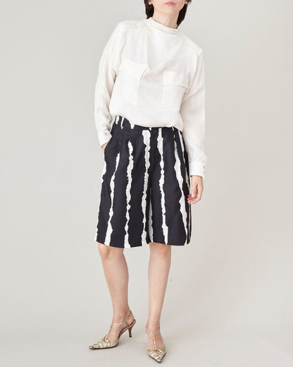 Handmade 100% Silk Shorts for Women - Black and White, Bold Abstract Print, Elegant Bermuda Style with High Waist and Pleats FTN16_119SIL