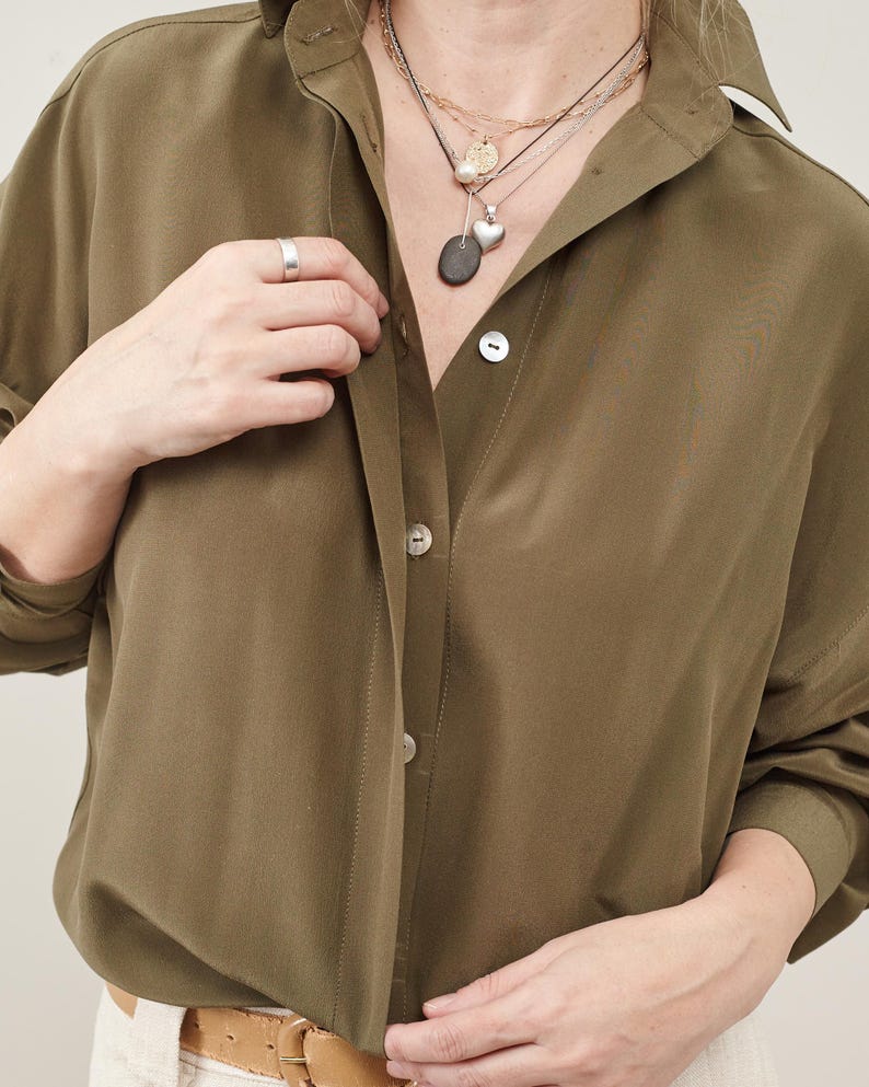 Effortlessly Chic Silk Blouse - Stylish Gift for Her