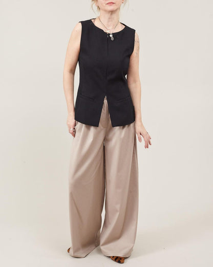 100% Wool Waistcoat for Women – Long Line Tailored Vest, Structured Gilet, Elegant Versatile Workwear for Spring, Summer Business Casual