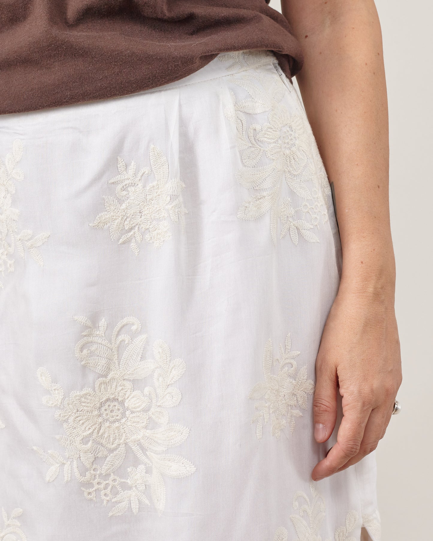 White Silk-Cotton Embroidered Midi Skirt – Ivory Floral